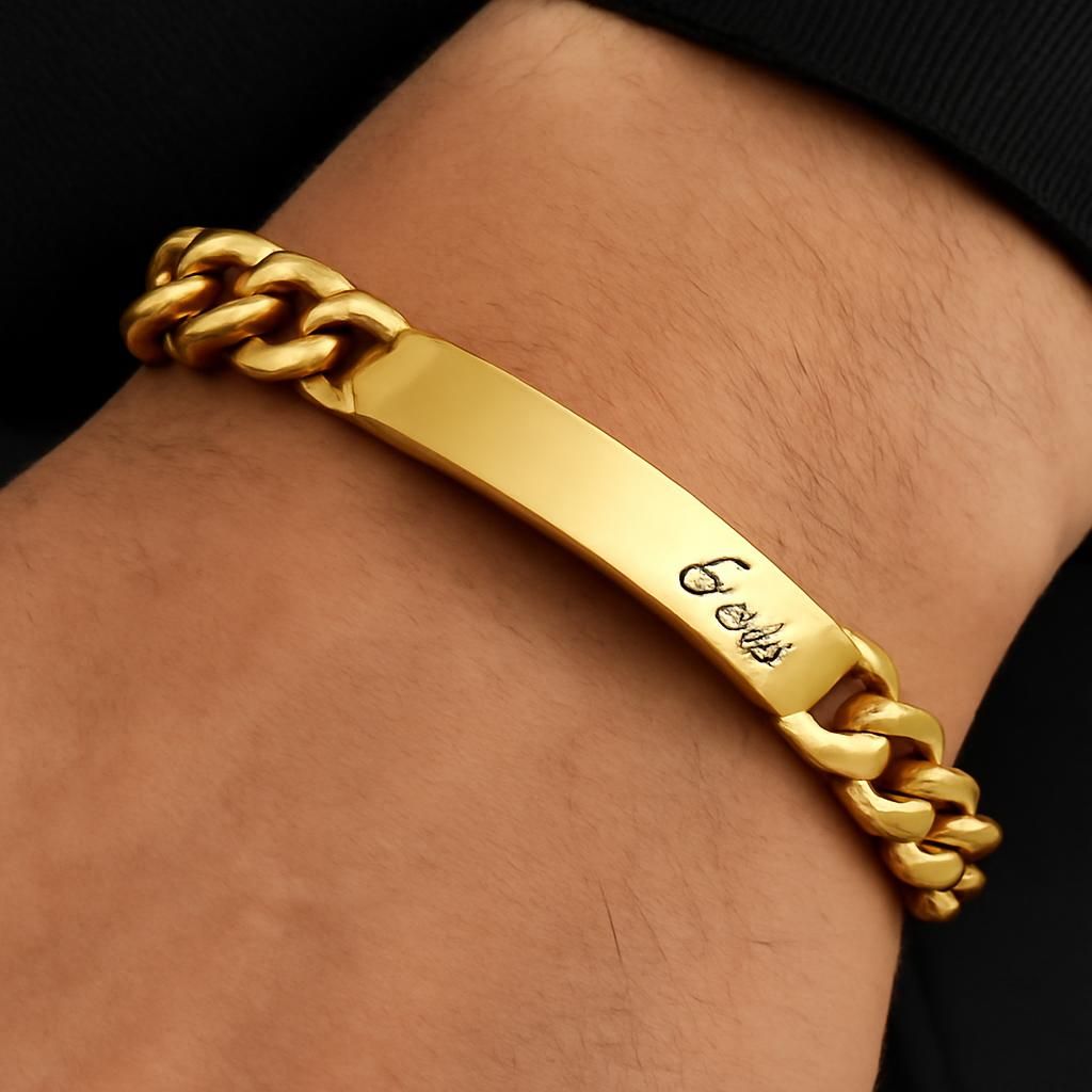 découvrez les différences entre les gourmettes homme de cartier et boucheron pour choisir celle qui correspond le mieux à votre style et à vos attentes.